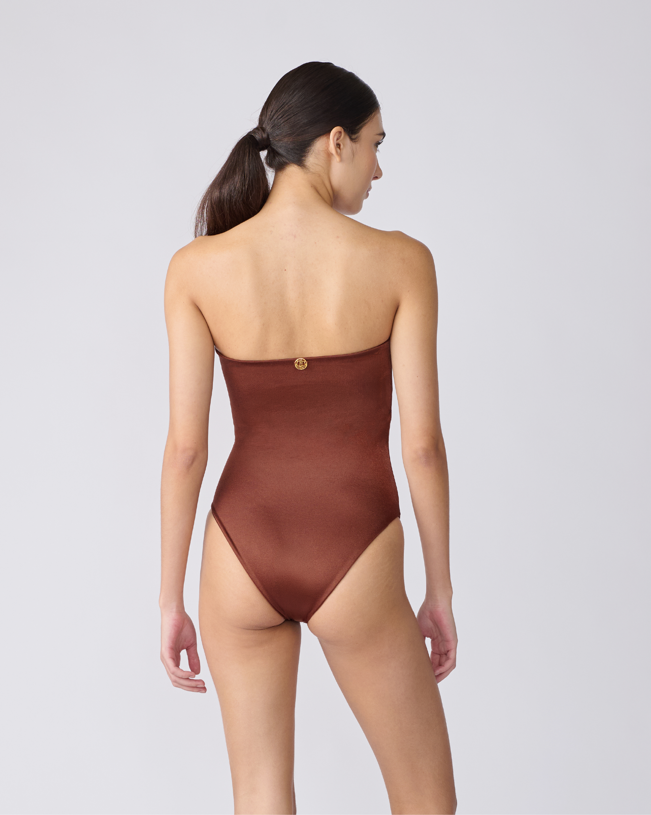 LUCIA ONE PIECE